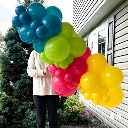 CREATE YOUR OWN BALLOON GARLAND